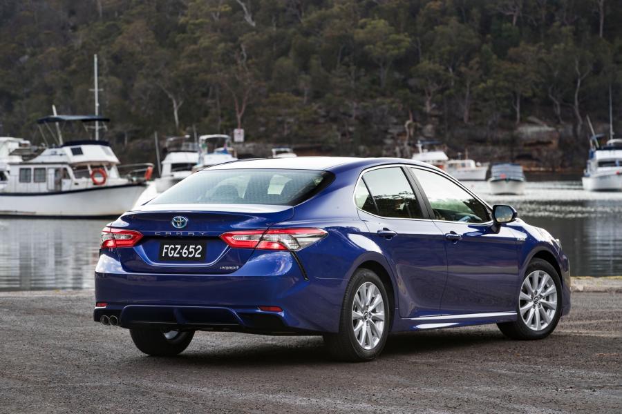 Toyota Camry Ascent Sport Hybrid 2017 года  (AU) (фото 10 из 12)